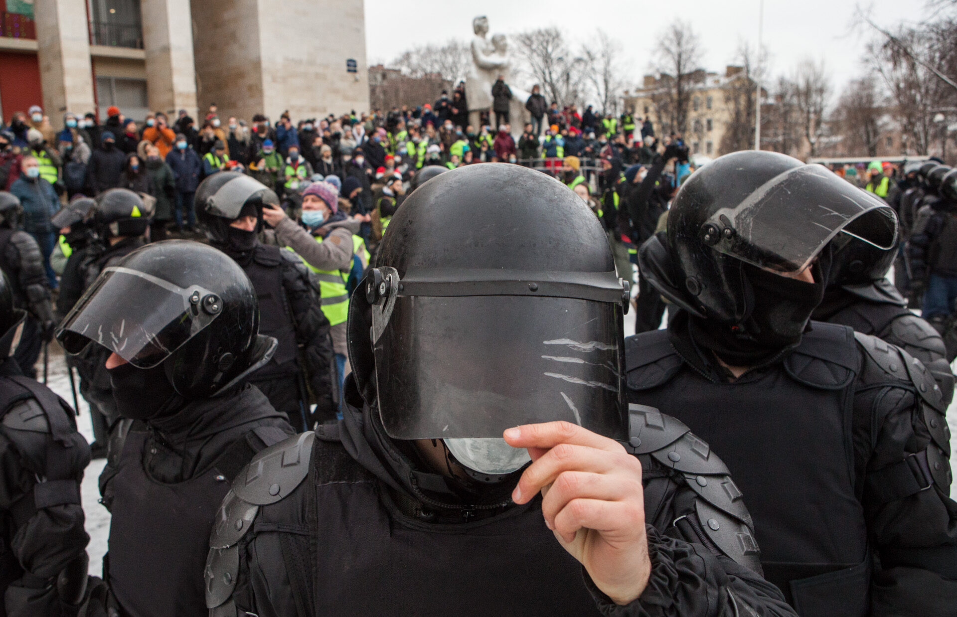 полицейское насилие на митингах